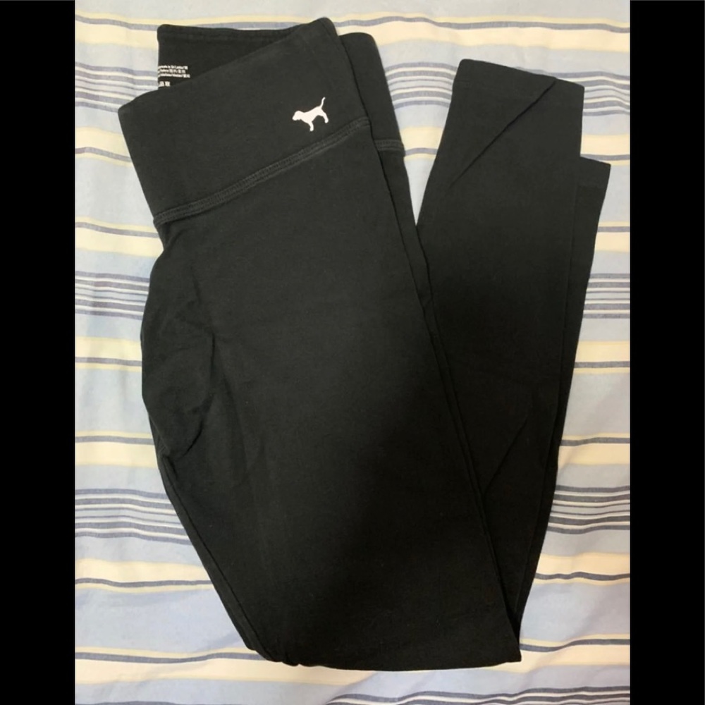 VS Pink leggings